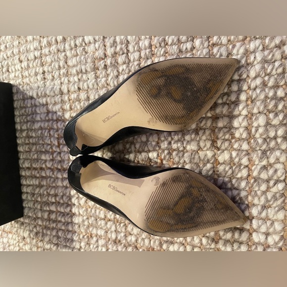BCBG Treasure black pointed toe pumps - Picture 10 of 14